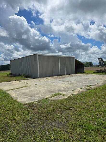 2751 Joe Brown Hwy N, Chadbourn, NC for lease - Building Photo - Image 1 of 11