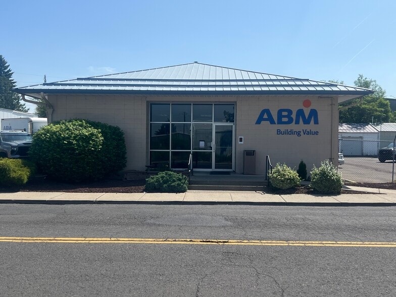 112 N Altamont St, Spokane, WA for lease - Building Photo - Image 3 of 9