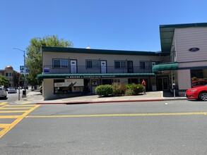 1000 5th Ave, San Rafael, CA for lease Building Photo- Image 2 of 4