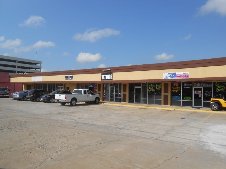 646 Highway 6, Houston, TX for sale - Primary Photo - Image 1 of 1