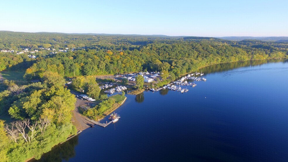 684 Tryon St, South Glastonbury, CT 06073 Seaboard Marina