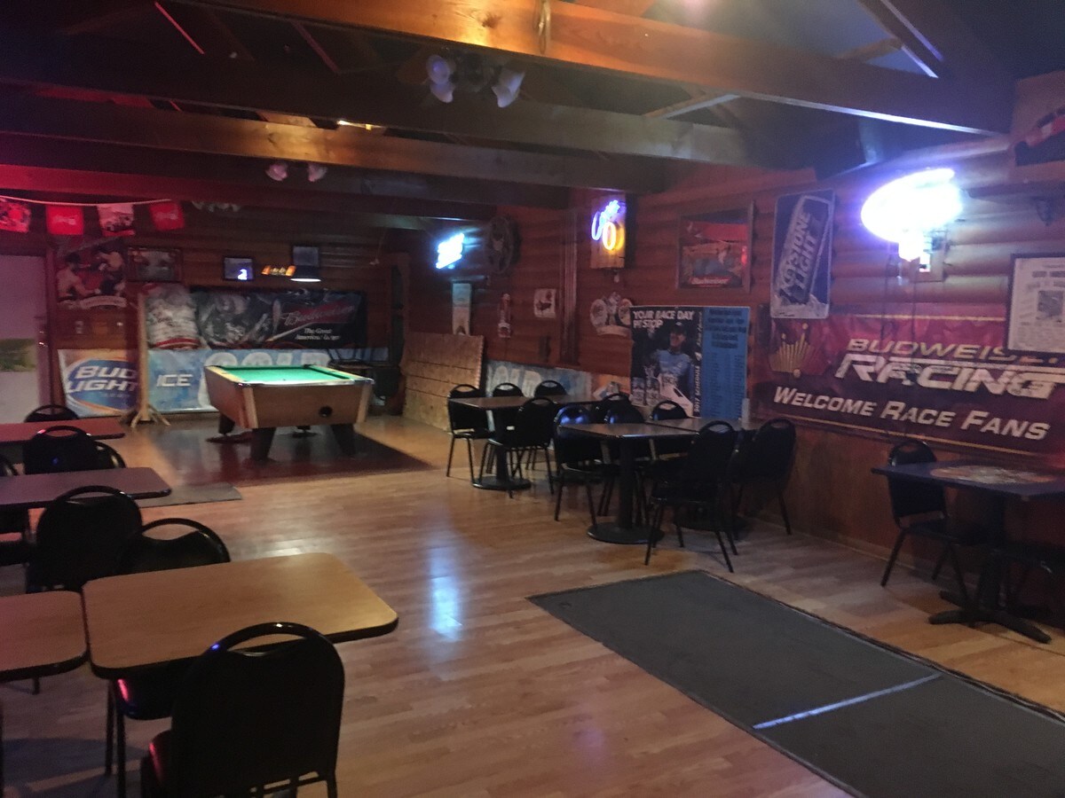 36 E Idaho Ave, Glenns Ferry, ID 83623