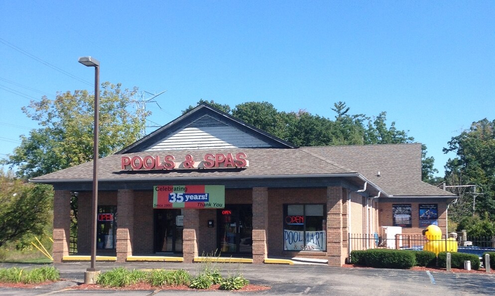 5738 S Main St, Clarkston, MI for sale Primary Photo- Image 1 of 1