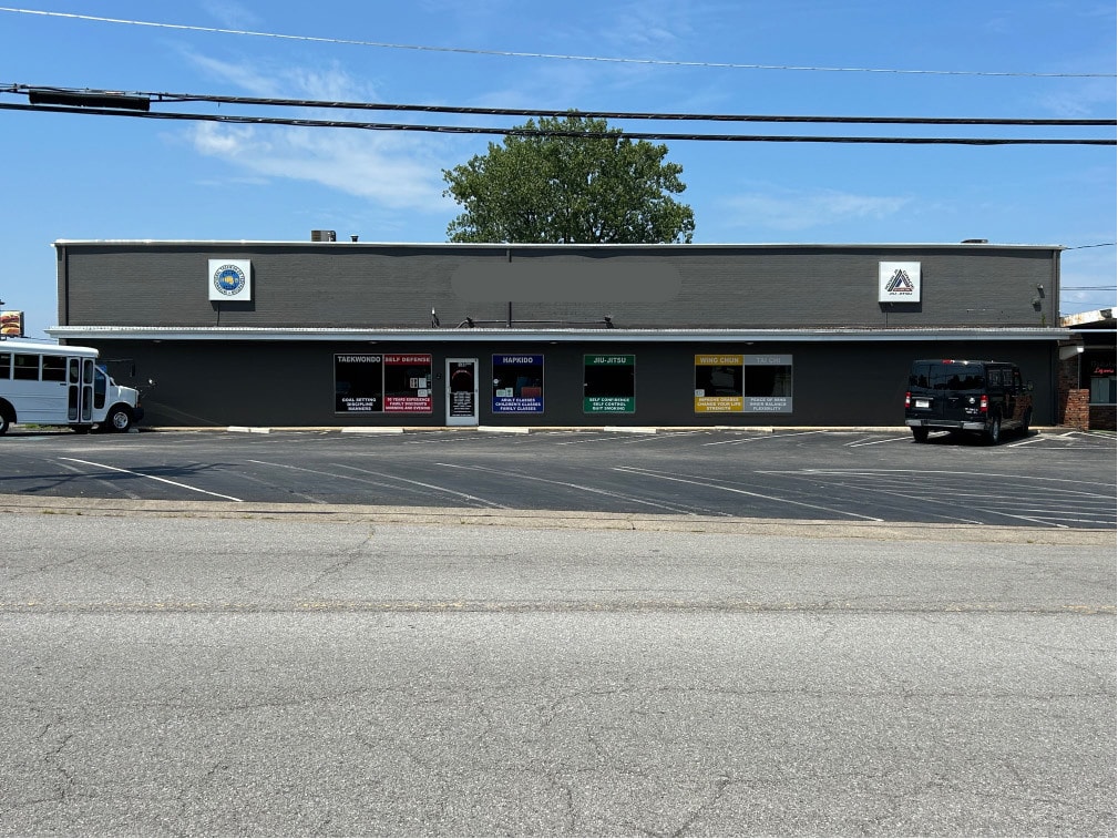 130 N Locust Ave, Gallatin, TN for lease Building Photo- Image 1 of 9
