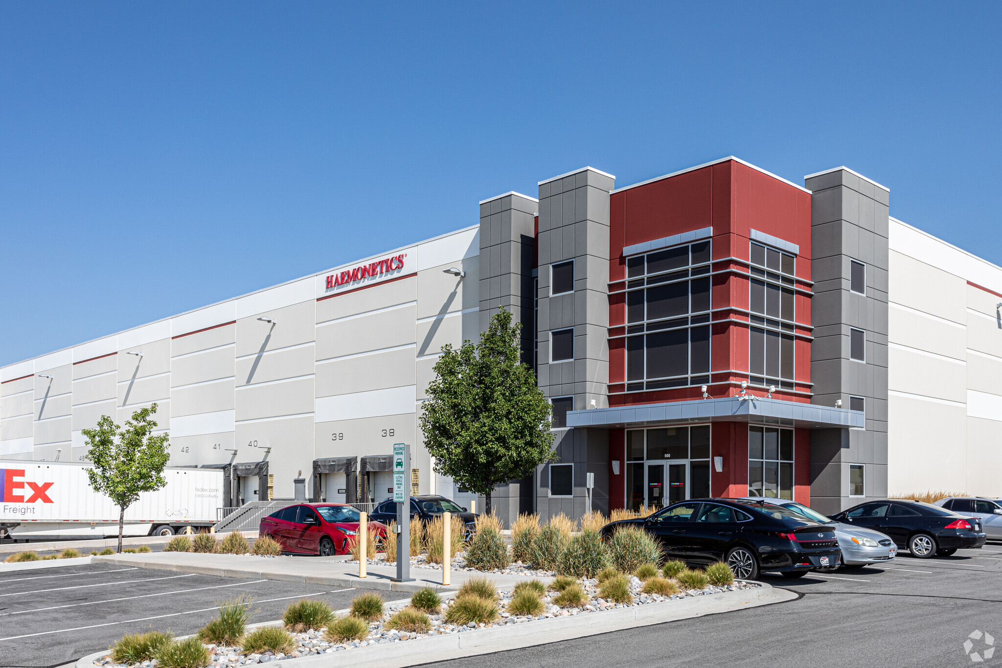 1555 S Gramercy Rd, Salt Lake City, UT for lease Primary Photo- Image 1 of 6