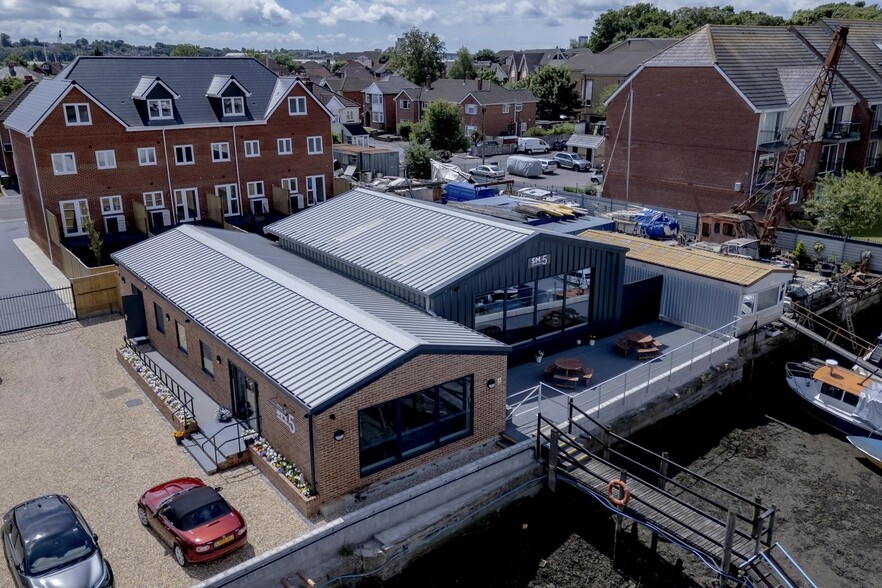 29-33 Vespasian Rd, Southampton for lease - Building Photo - Image 3 of 3