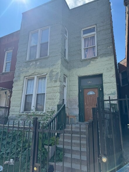 Douglas Park/North Lawndale portfolio portfolio of 5 properties for sale on LoopNet.com - Building Photo - Image 1 of 3