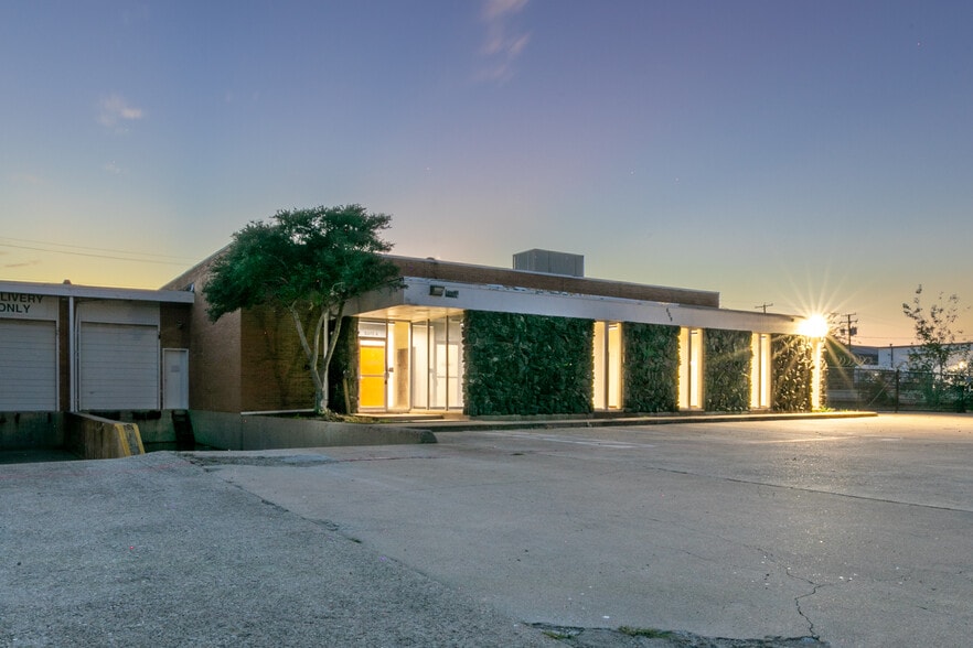 609 112th St, Arlington, TX for lease - Building Photo - Image 3 of 16