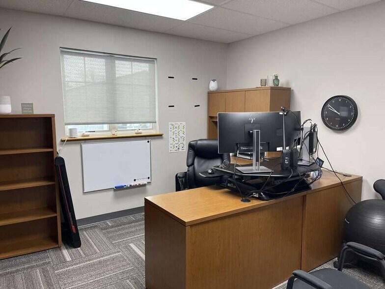 934 I St, Burwell, NE for sale - Interior Photo - Image 2 of 17