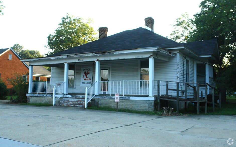 1530 Ebenezer Rd, Rock Hill, SC for lease - Building Photo - Image 2 of 26