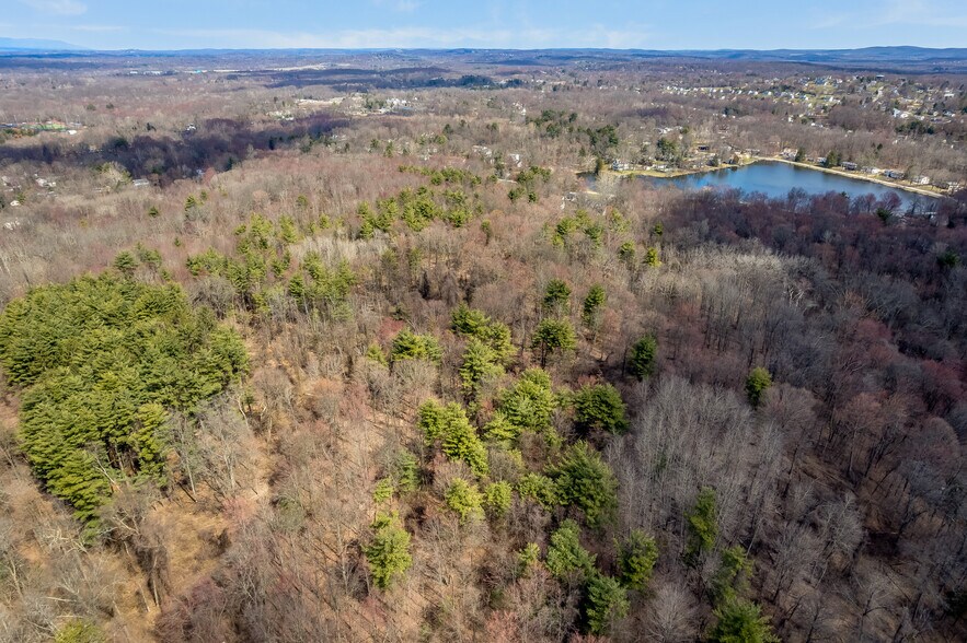 Spook Hill, Wappingers Falls, NY for sale - Primary Photo - Image 1 of 6