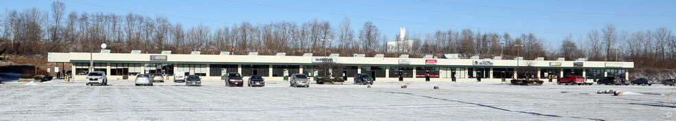 N64W22622-N64W22694 Main St, Sussex, WI for lease - Building Photo - Image 3 of 4