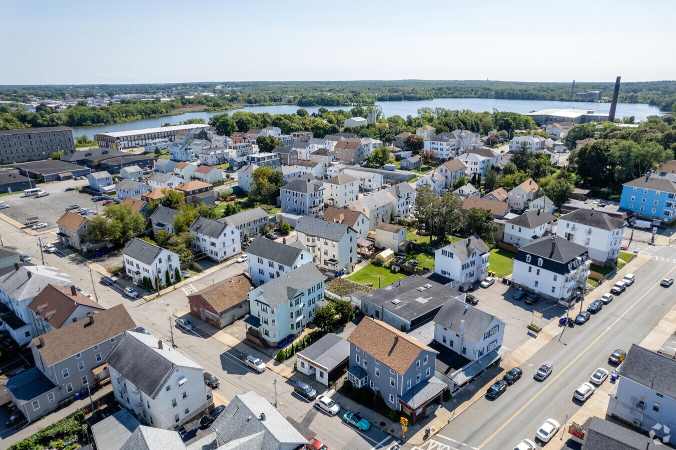 1818 S Main St, Fall River, MA 02724