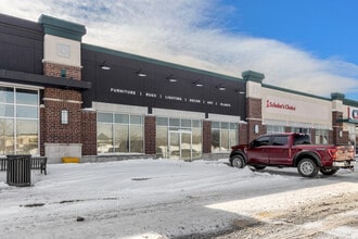 100 Trainyards Dr, Ottawa, ON for lease Building Photo- Image 2 of 29