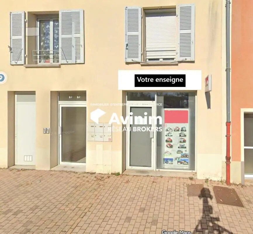 Retail in Chaponost for lease Building Photo- Image 1 of 9