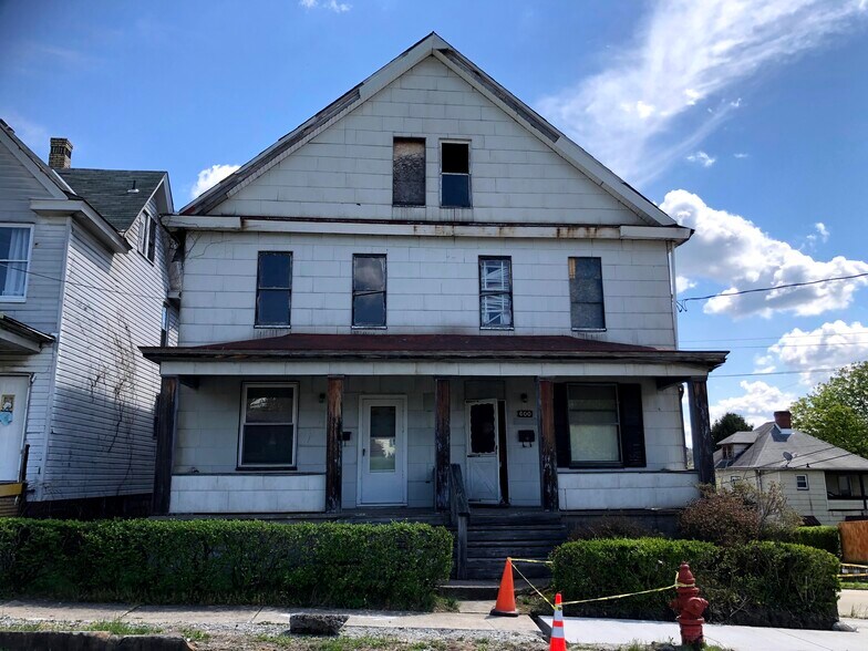 600 Castner Ave, Donora, PA 15033