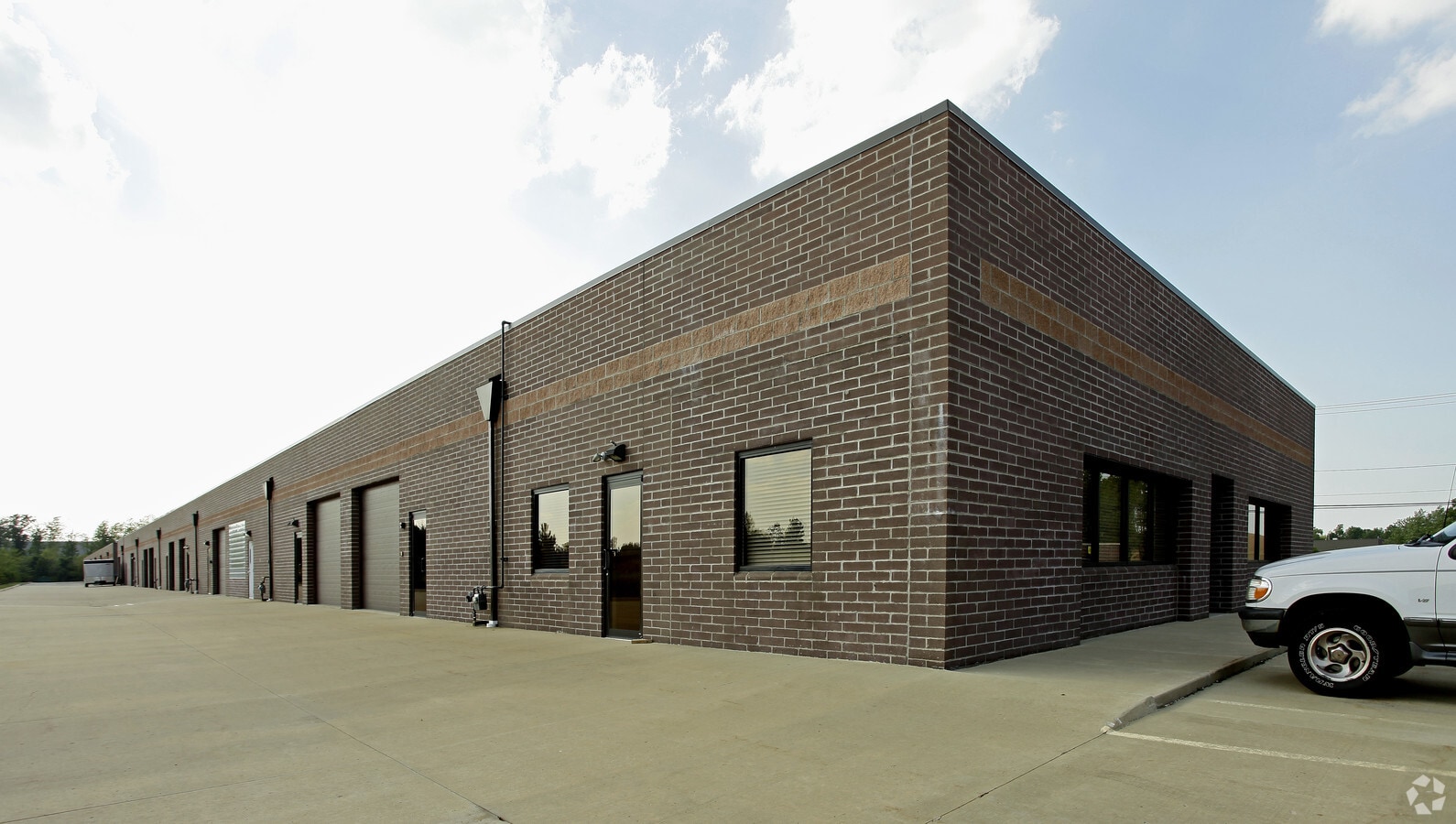 9118 Tyler Blvd, Mentor, OH 44060 | LoopNet