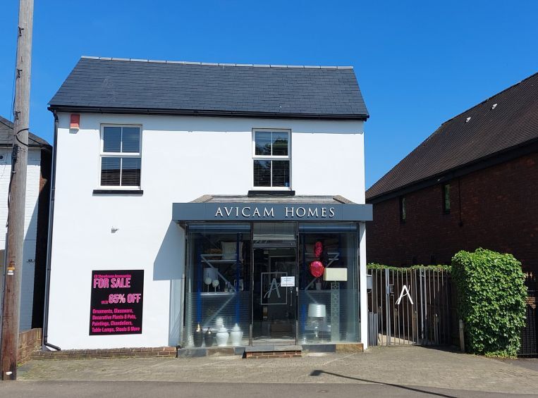 40 Anyards Rd, Cobham, KT11 2LA