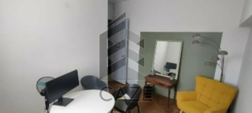 Office in Bordeaux for lease - Interior Photo - Image 3 of 3