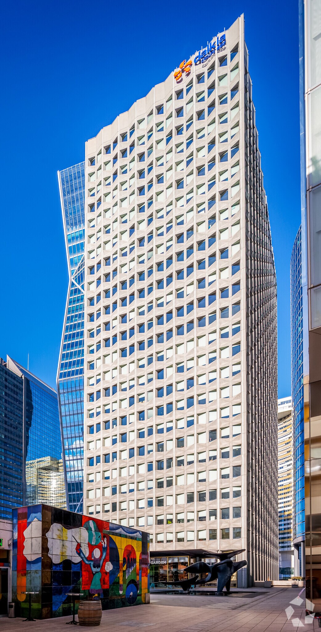 Office in Courbevoie for lease Primary Photo- Image 1 of 5