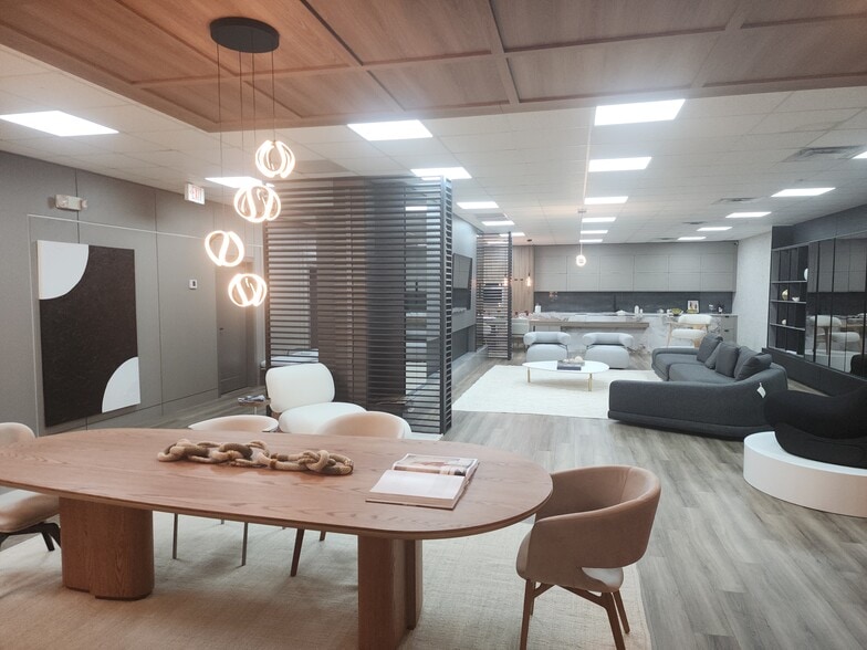 601 N Magnolia Ave, Orlando, FL for lease - Building Photo - Image 2 of 9