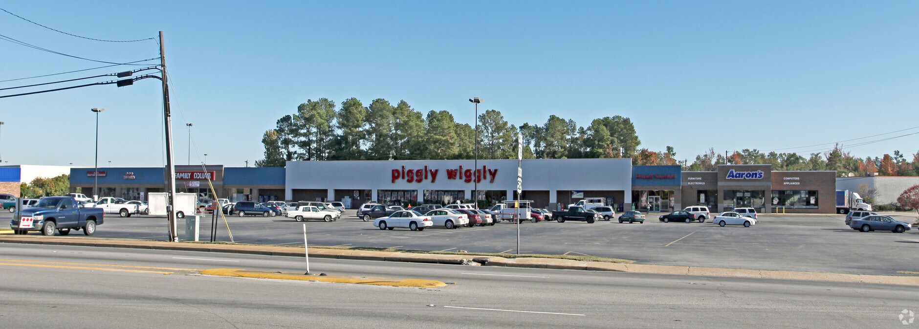 10031025 Broad St, Sumter, SC 29150 Sumter Square