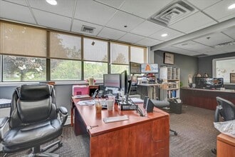 50 Jeanne Dr, Newburgh, NY for lease Interior Photo- Image 1 of 13