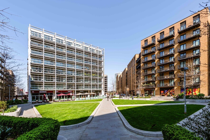 North Woolwich Rd, London for sale - Building Photo - Image 1 of 1