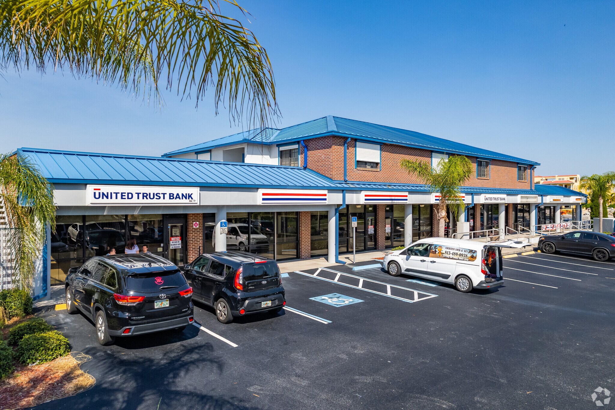 1422-1440 Apollo Beach Blvd, Apollo Beach, FL for sale Primary Photo- Image 1 of 1