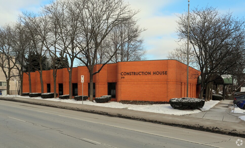 370 York Blvd, Hamilton, ON for lease - Primary Photo - Image 1 of 2