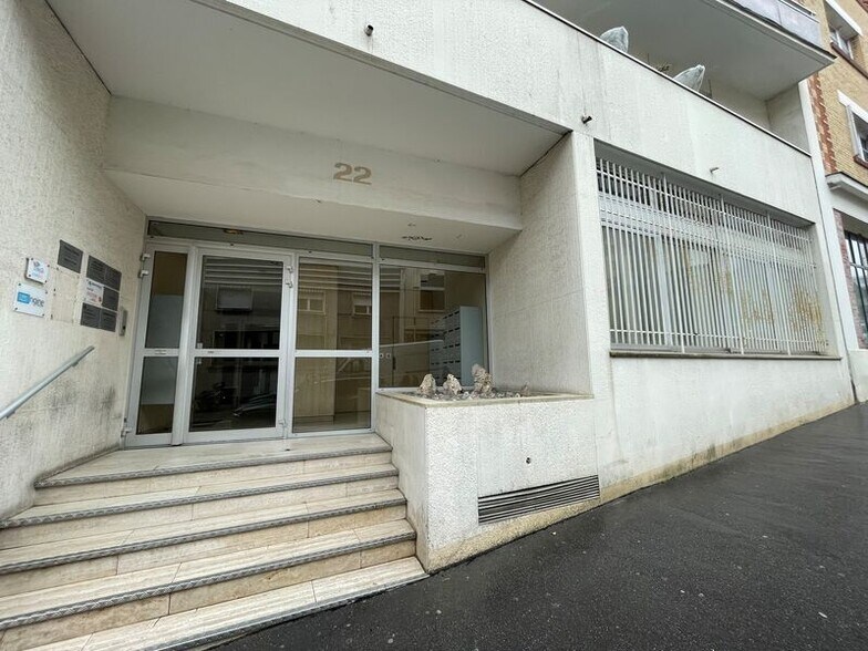 22 Rue Des Reculettes, Paris for sale - Building Photo - Image 1 of 6