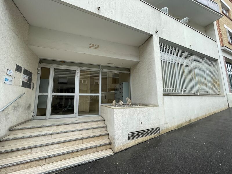 22 Rue Des Reculettes, Paris for sale Building Photo- Image 1 of 7