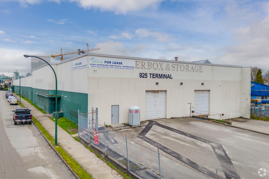 875-925 Terminal Ave, Vancouver, BC for sale - Primary Photo - Image 1 of 1