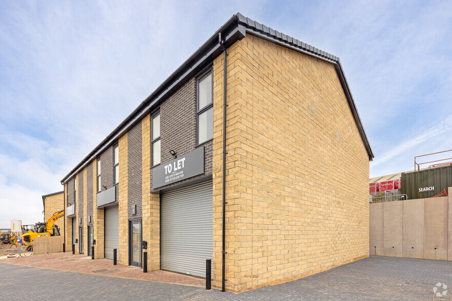 Sheffield Rd, Rotherham for lease - Building Photo - Image 1 of 17