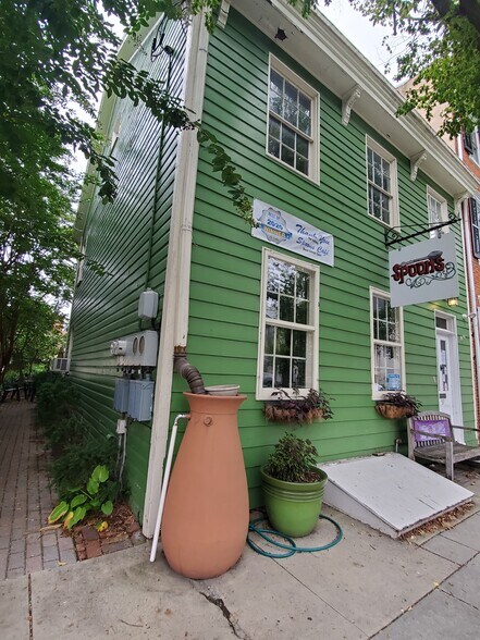 57 W Pomfret St, Carlisle, PA for sale - Building Photo - Image 1 of 1