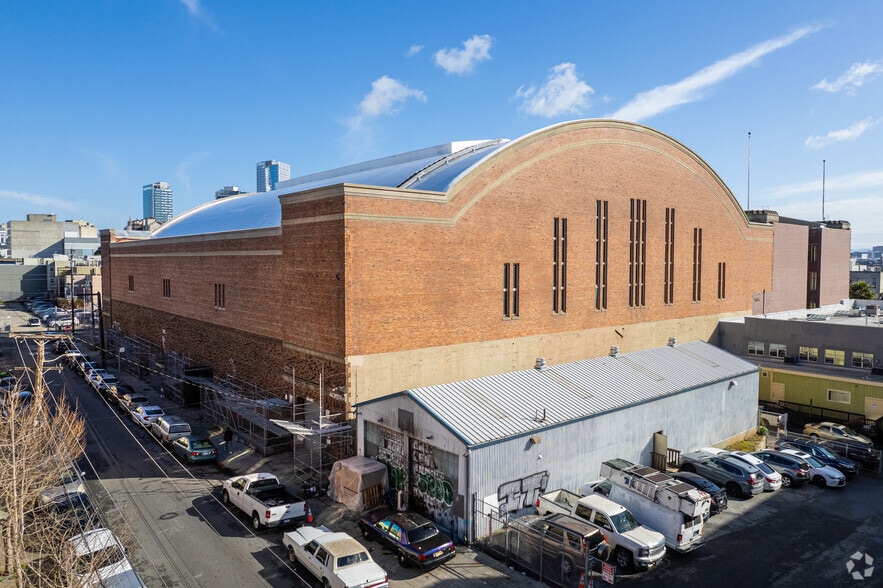 1800 Mission St, San Francisco, CA for lease - Building Photo - Image 3 of 9