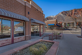 105-415 E Meadows Dr, Glenwood Springs, CO for lease Building Photo- Image 2 of 15