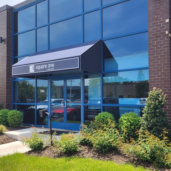 113 Gaither Dr, Mount Laurel, NJ for lease - Building Photo - Image 1 of 2