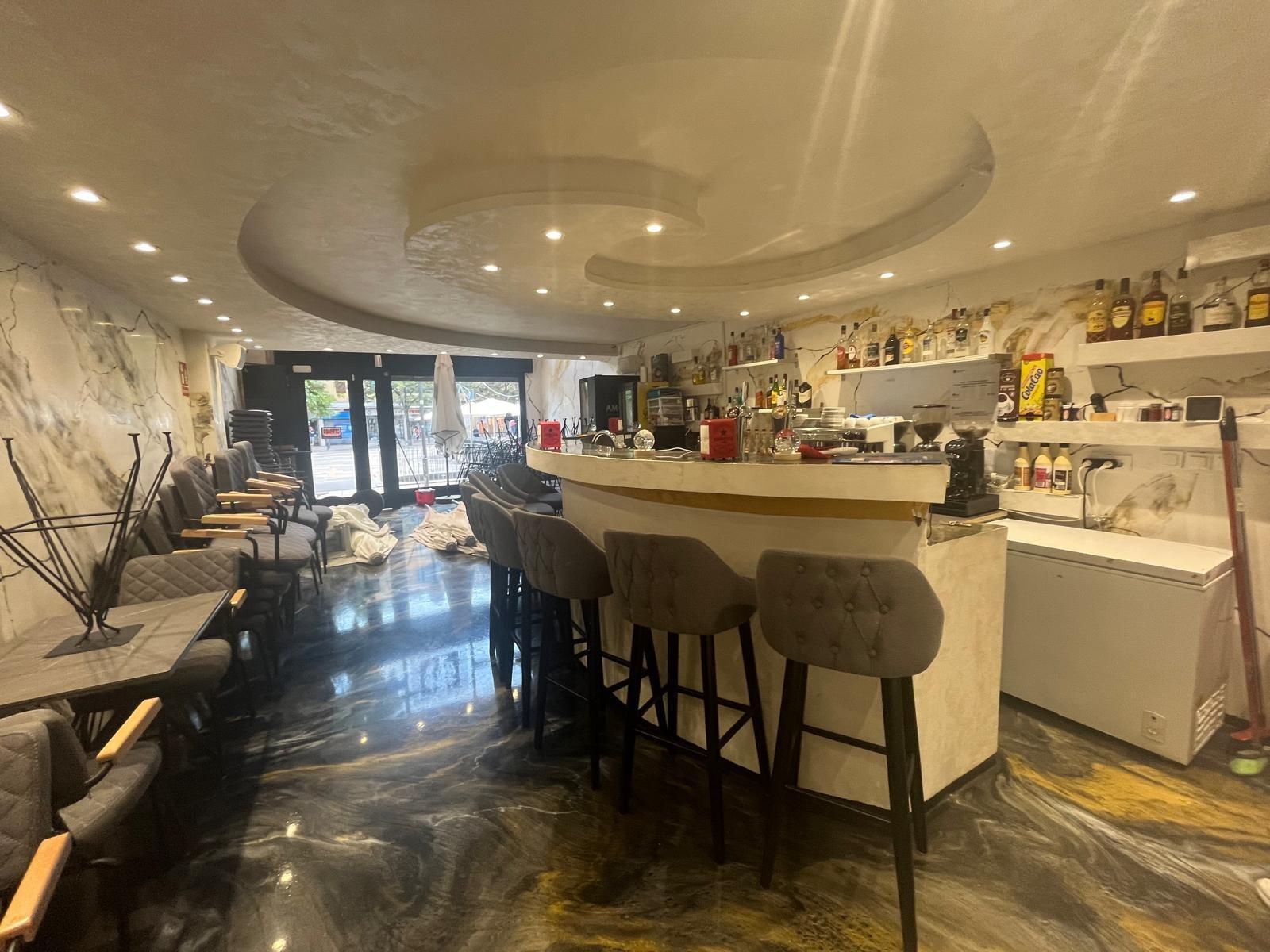 Retail in Igualada, Barcelona for lease Interior Photo- Image 1 of 5