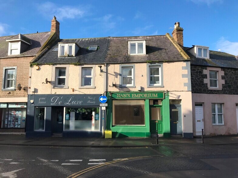 13 Market Pl, Eyemouth, SCB TD14 5HE Retail for Lease