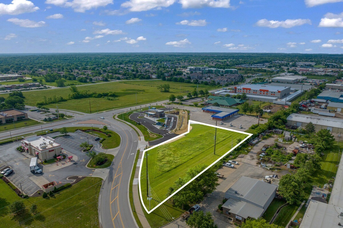 19095 151st Terrace, Olathe, KS for sale Primary Photo- Image 1 of 2