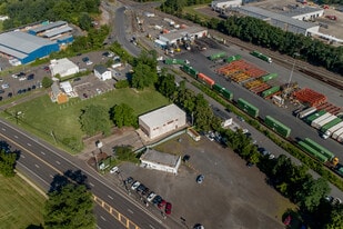 329 Lincoln Hwy, Fairless Hills PA - Warehouse