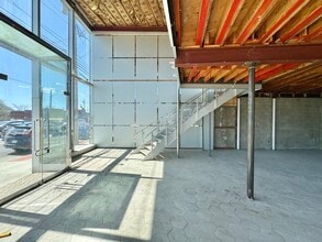 115 E Main St, Smithtown, NY for lease Building Photo- Image 2 of 4