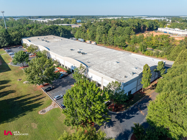 40-68 Liberty Industrial Pky, Mcdonough, GA for lease - Building Photo - Image 1 of 12