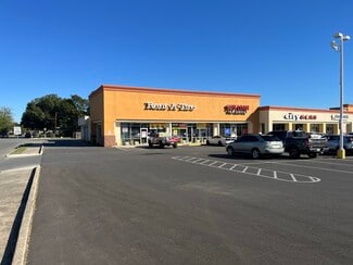 More details for 1800-1866 S WW White Rd, San Antonio, TX - Retail for Lease