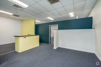 10868-10966 Combie Rd, Auburn, CA for lease Interior Photo- Image 2 of 9