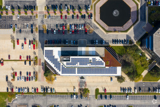 900 National Pky, Schaumburg, IL - aerial  map view - Image1