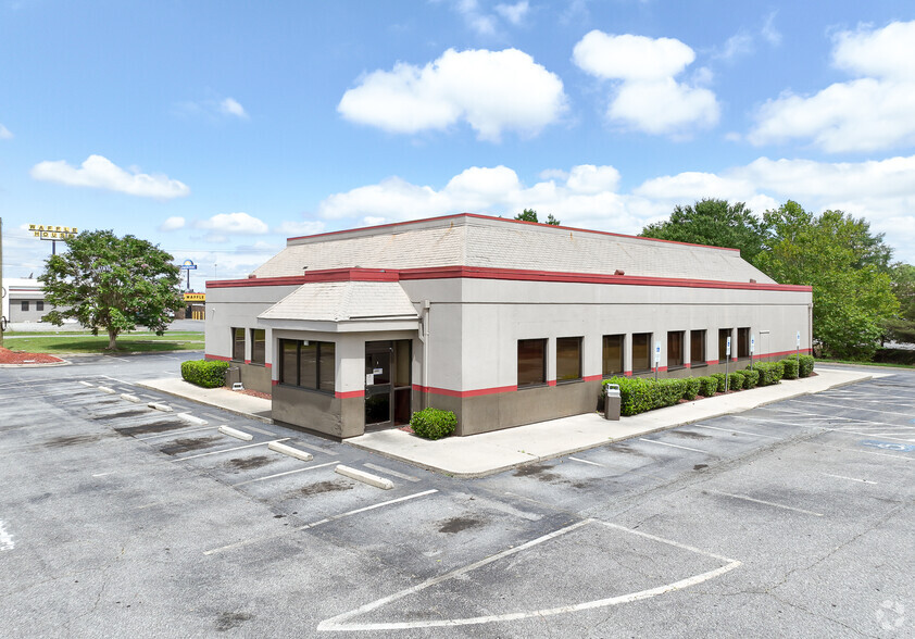 378 W Plaza Dr, Mooresville, NC 28117 - Denny's | LoopNet