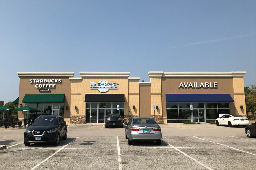 2500-2530 N Sutton Rd, Hoffman Estates, IL for lease - Building Photo - Image 1 of 2