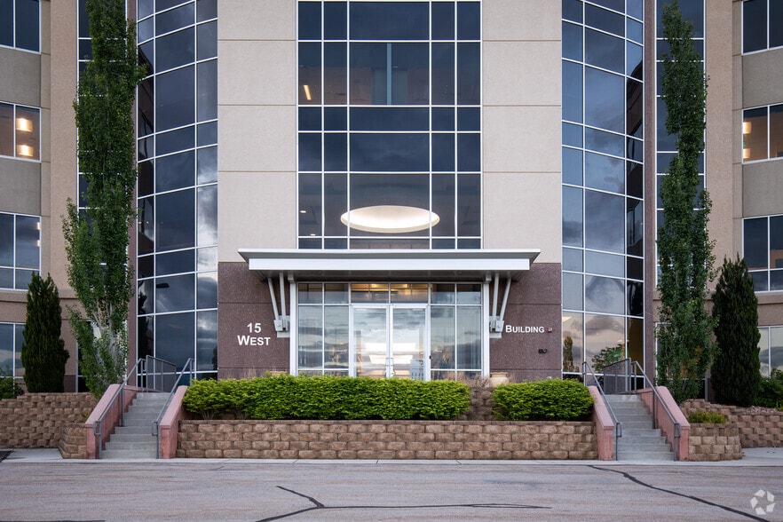 15 W Scenic Pointe Dr, Draper, UT for lease - Building Photo - Image 2 of 4